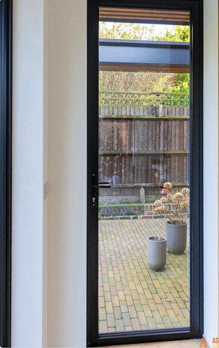 Aluminium fully glazed